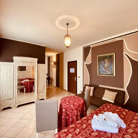 Otel Art Pandos