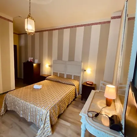 Hotel Art Pandos 4*